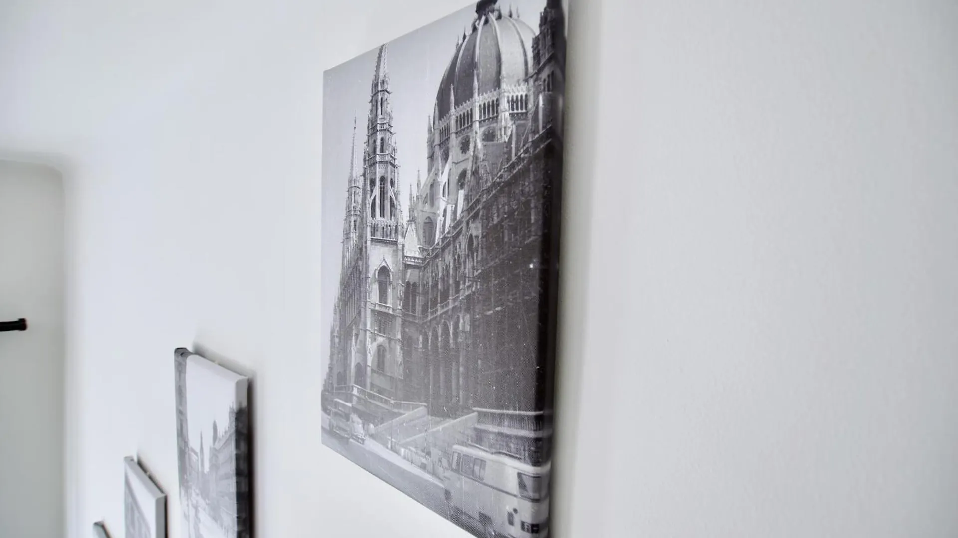 Studio Apartments By Hi5- Cozy Studio Budapest Hungary