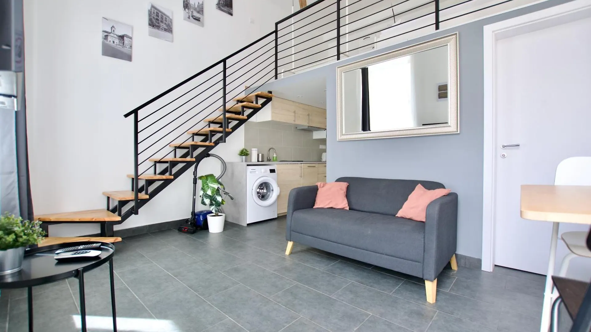 Studio Apartments By Hi5- Cozy Studio Budapest Hungary