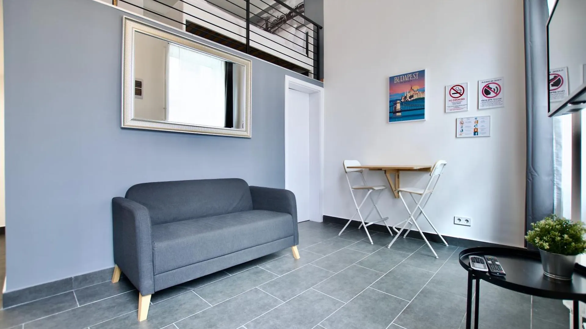 Studio Apartments By Hi5- Cozy Studio Budapest